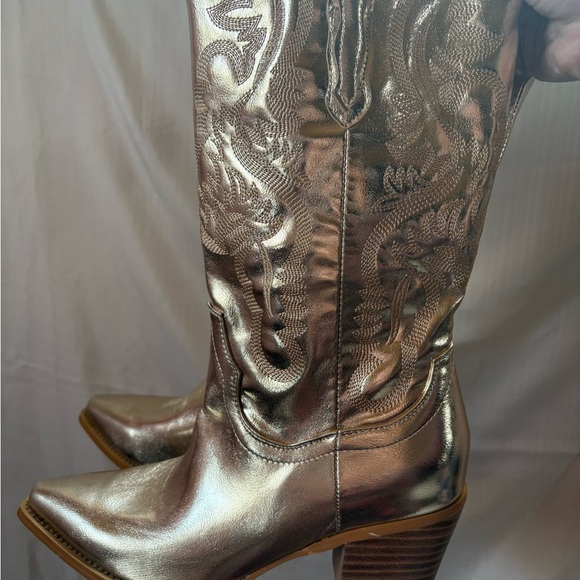 Gold Metallic Cowgirl Western Cowboy Chunky Heeled Boots Size 9 - Picture 3 of 10